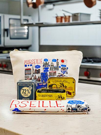 la pochette Marseillaise indispensable