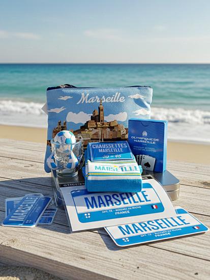 la pochette blanc bleu Marseillaise