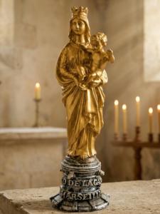 statue la bonne mère